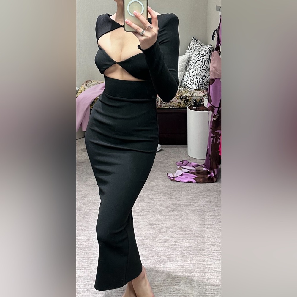 Alex Perry cut out midi dress
